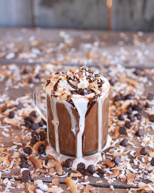 Toasted Coconut Chocolate Pumpkin Spice Latte with Chocolate Drizzle // Half Baked Harvest