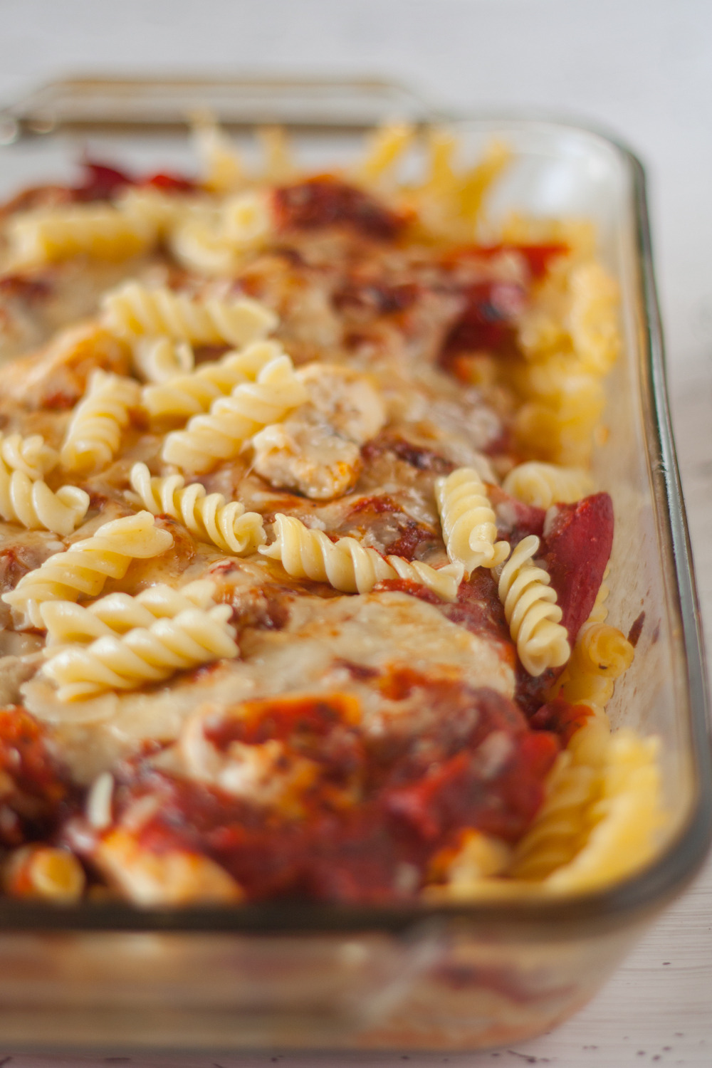 Roasted Red Pepper and Chicken Parmesan Pasta Bake (Plating Pixels)